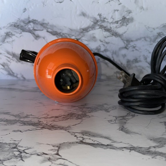 METRO Magic Corded Electric Air Inflator Deflator 120V 60hz 4.0 Amps 110 IDA - Picture 5 of 12